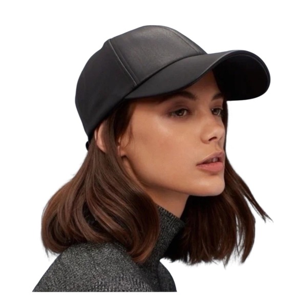 NWOT Aritzia Wilfred Free Black Faux Leather Adjustable Baseball Hat - Picture 1 of 7